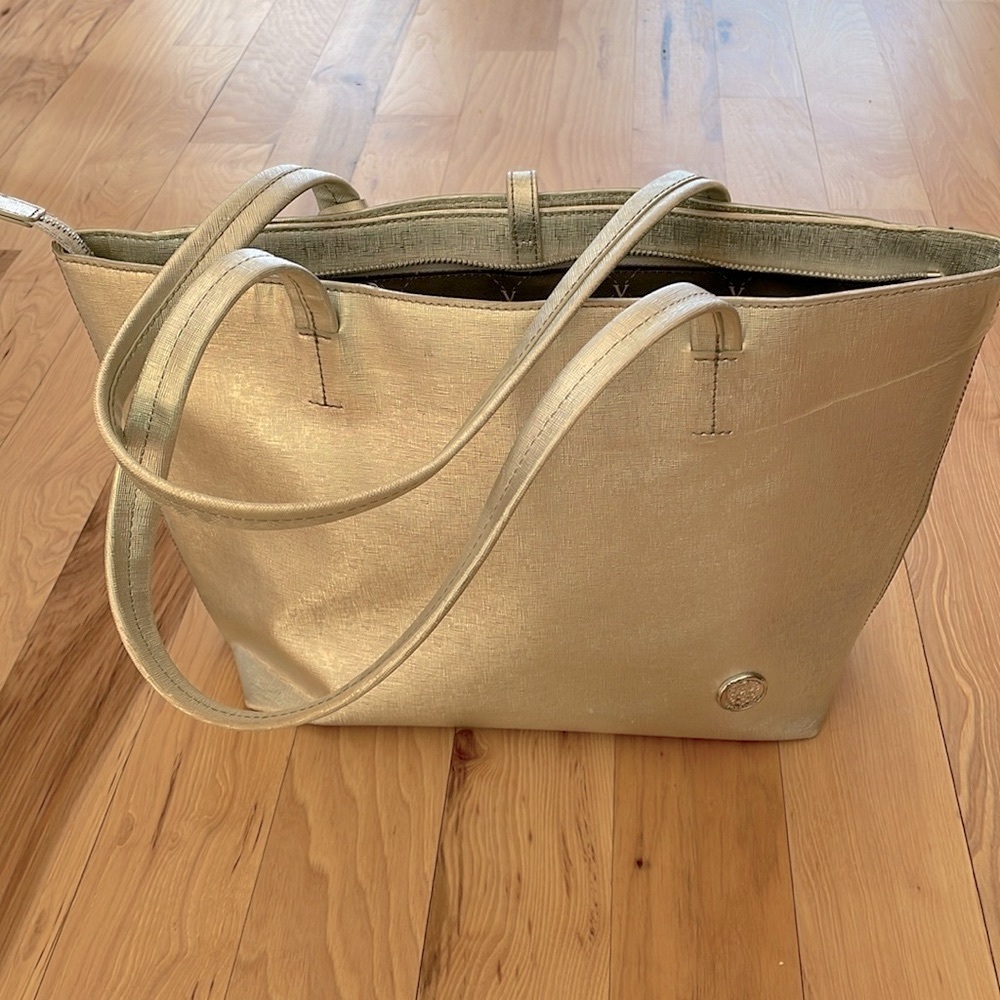Vince Camuto tote